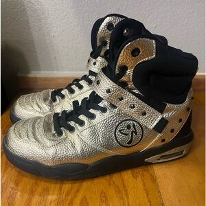 Zumba Court Air Womens Gold High Sneakers Dance Fitness Shoes SZ 11 NO INSOLES